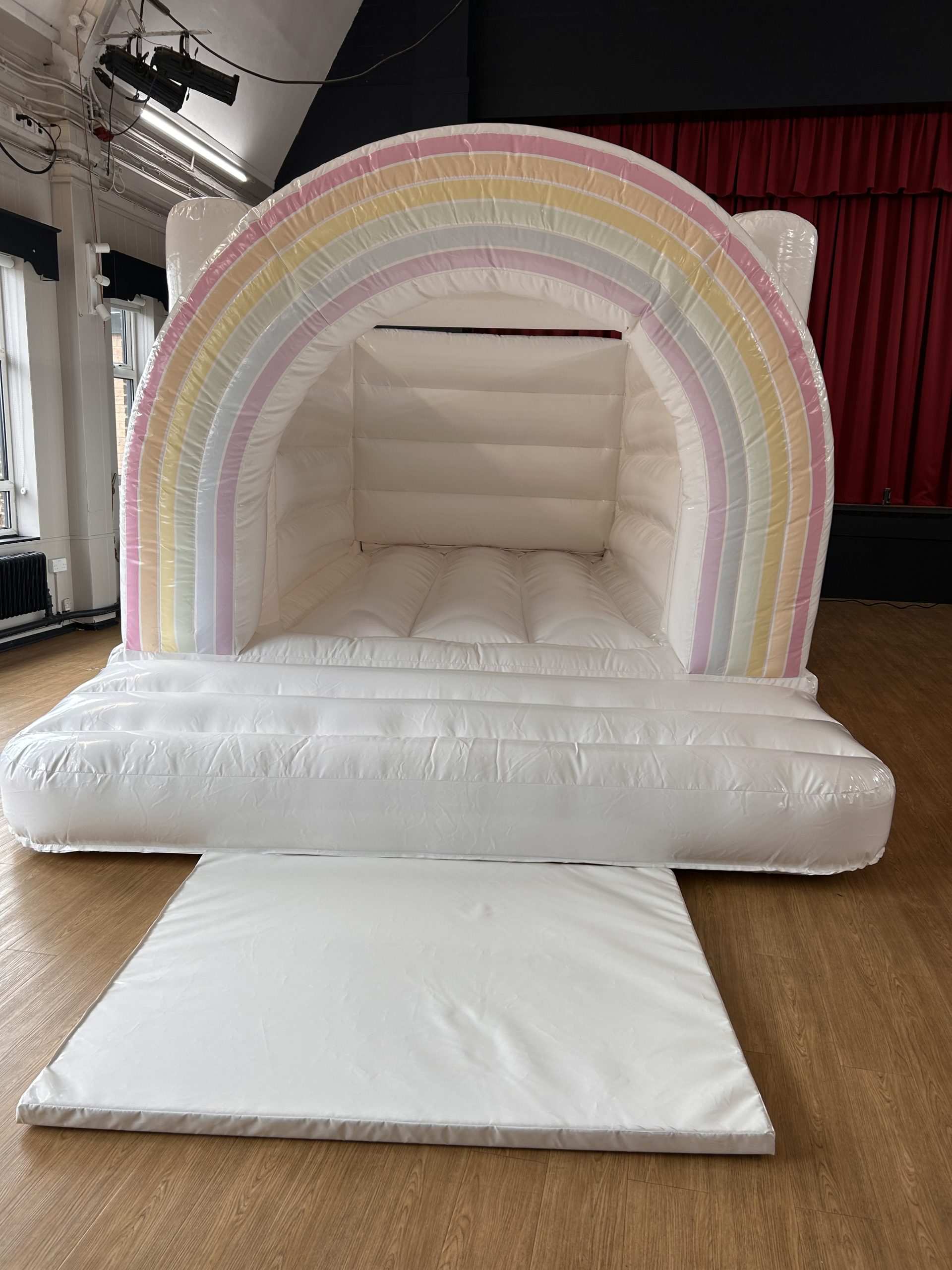 Curved White Rainbow Pastel Castle