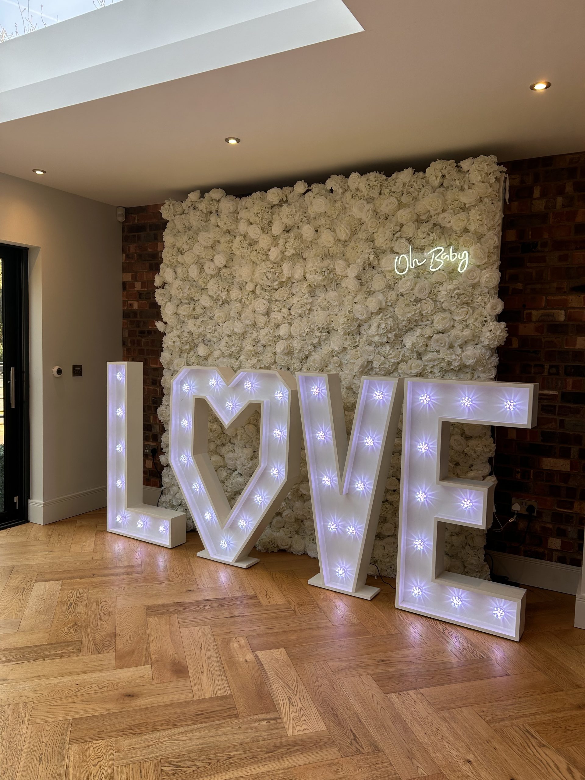 4ft white "LOVE" LED